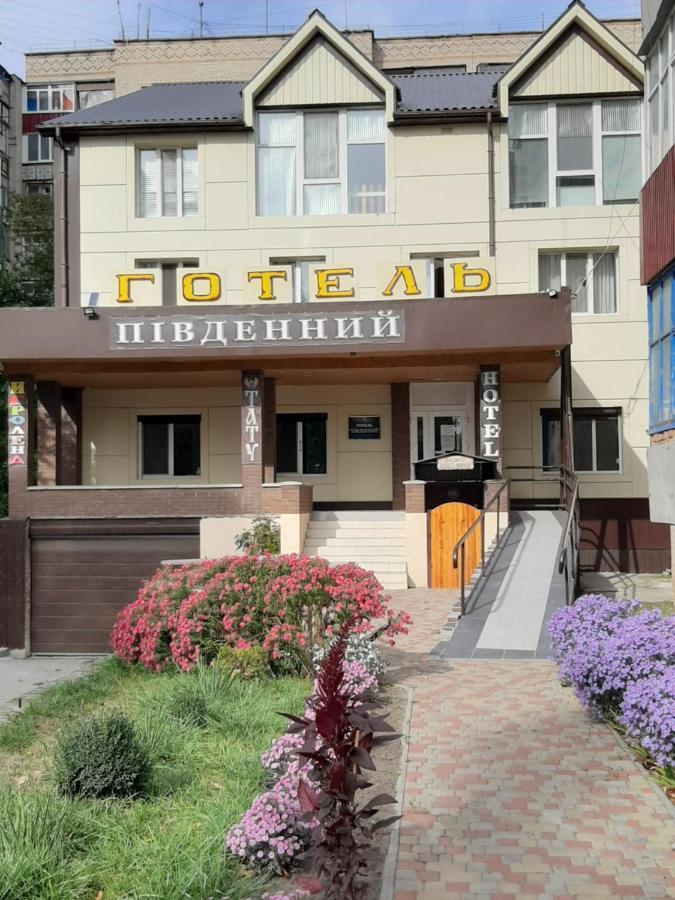 Hotel Pivdennyi Oleksandriia Dış mekan fotoğraf